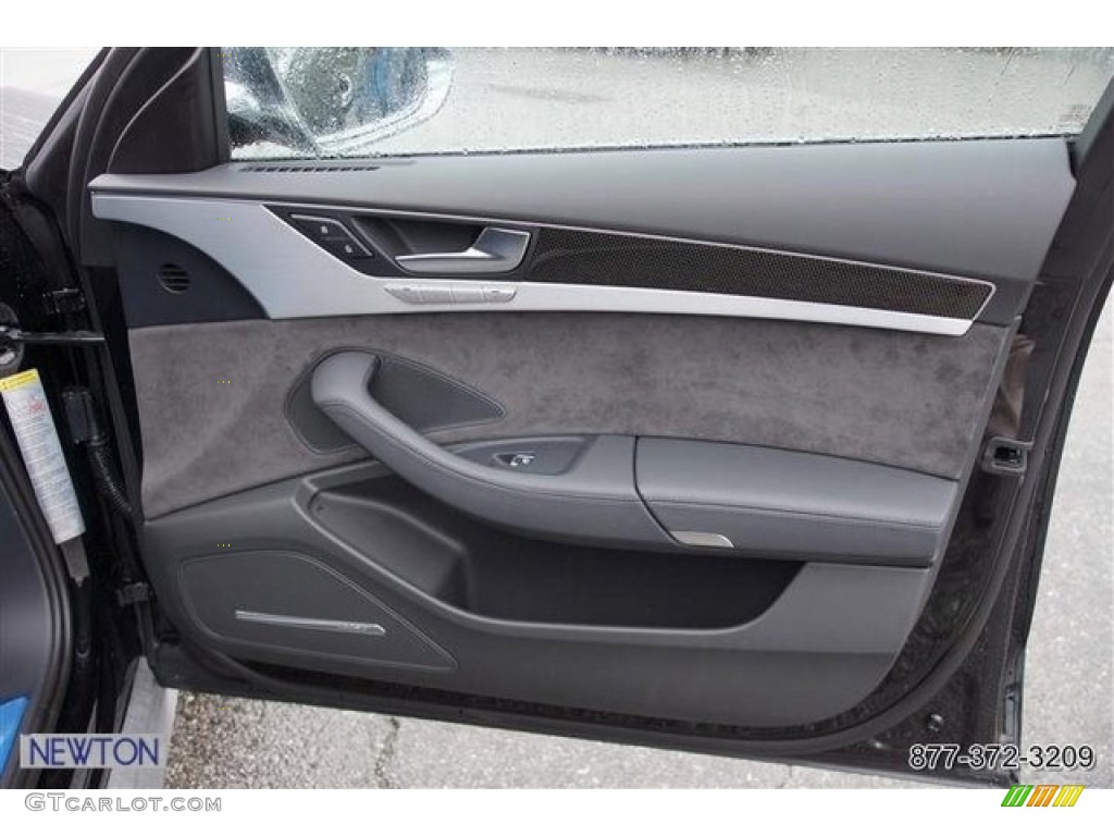 2013 S8 4.0 TFSI quattro Sedan - Phantom Black Pearl / Black photo #93