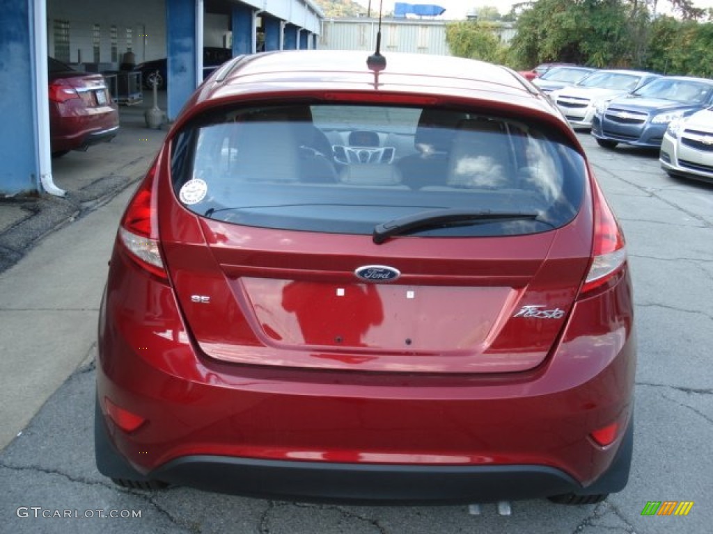 2013 Fiesta SE Hatchback - Ruby Red / Charcoal Black/Light Stone photo #7