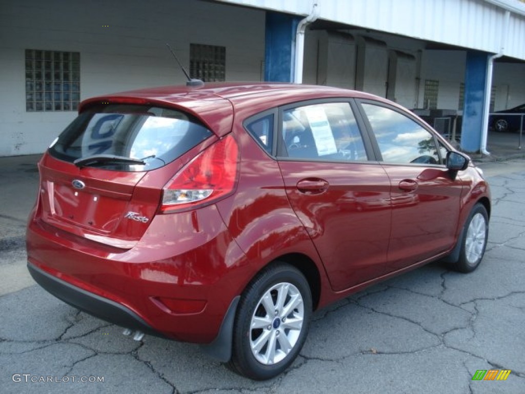 2013 Fiesta SE Hatchback - Ruby Red / Charcoal Black/Light Stone photo #8