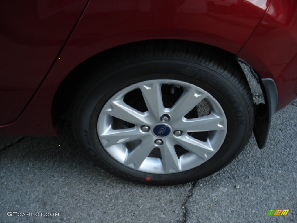 2013 Fiesta SE Hatchback - Ruby Red / Charcoal Black/Light Stone photo #9