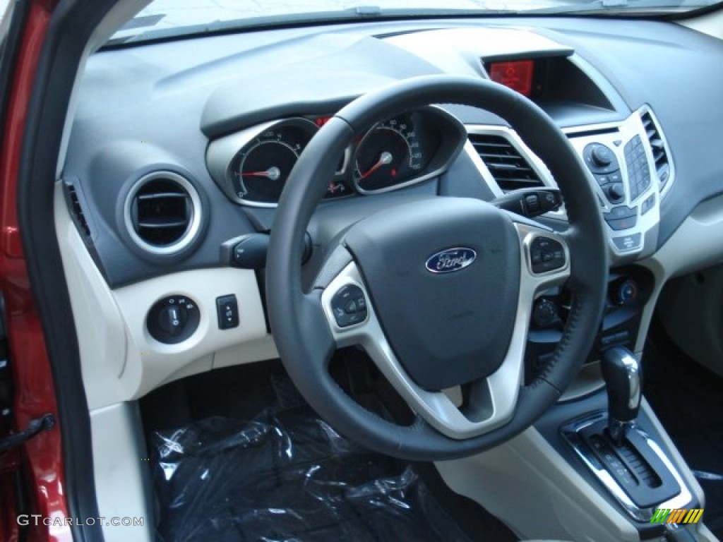2013 Fiesta SE Hatchback - Ruby Red / Charcoal Black/Light Stone photo #10