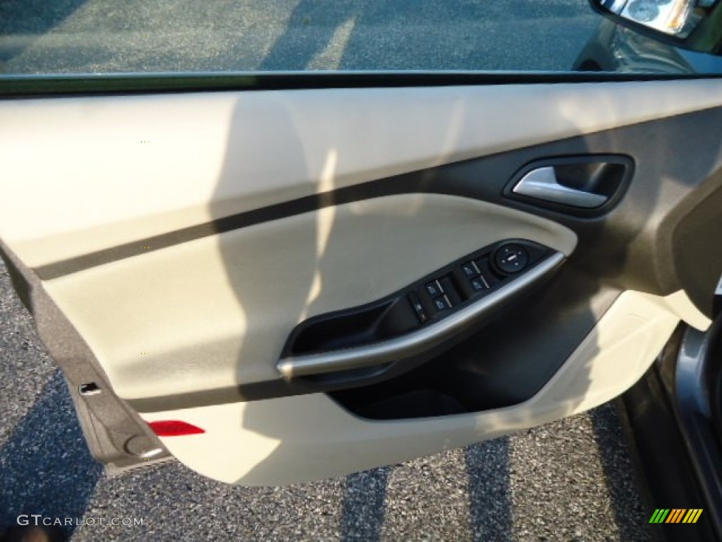 2012 Focus SEL Sedan - Sterling Grey Metallic / Stone photo #16