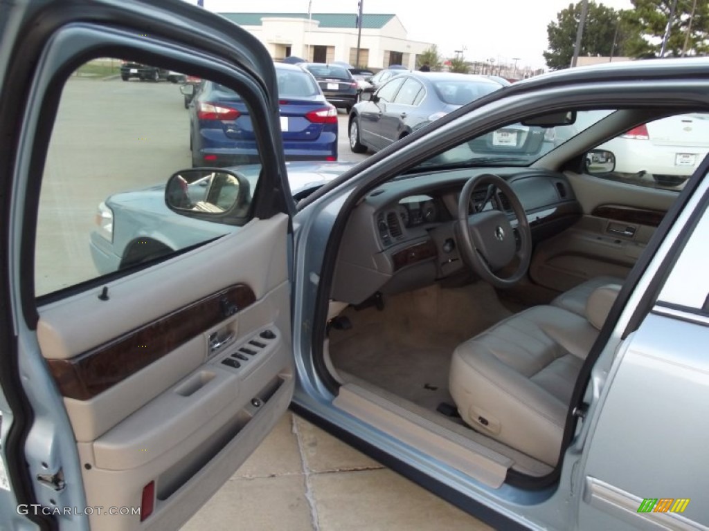 2009 Grand Marquis LS - Light Ice Blue Metallic / Medium Light Stone photo #9