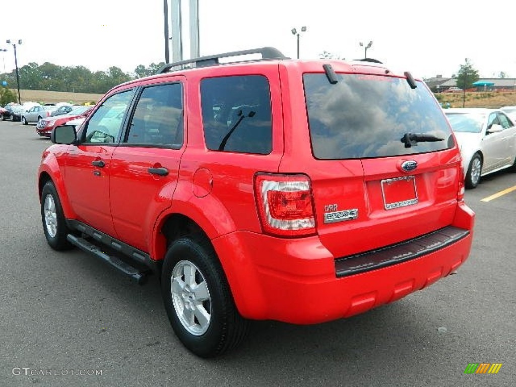 2009 Escape XLT V6 - Torch Red / Stone photo #5