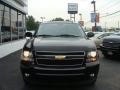 Black - Suburban LT 4x4 Photo No. 2