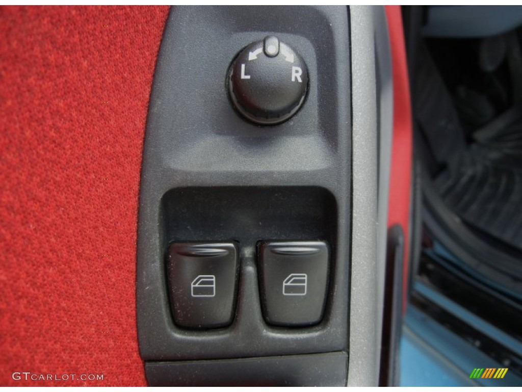 2009 Smart fortwo passion coupe Controls Photo #71764860