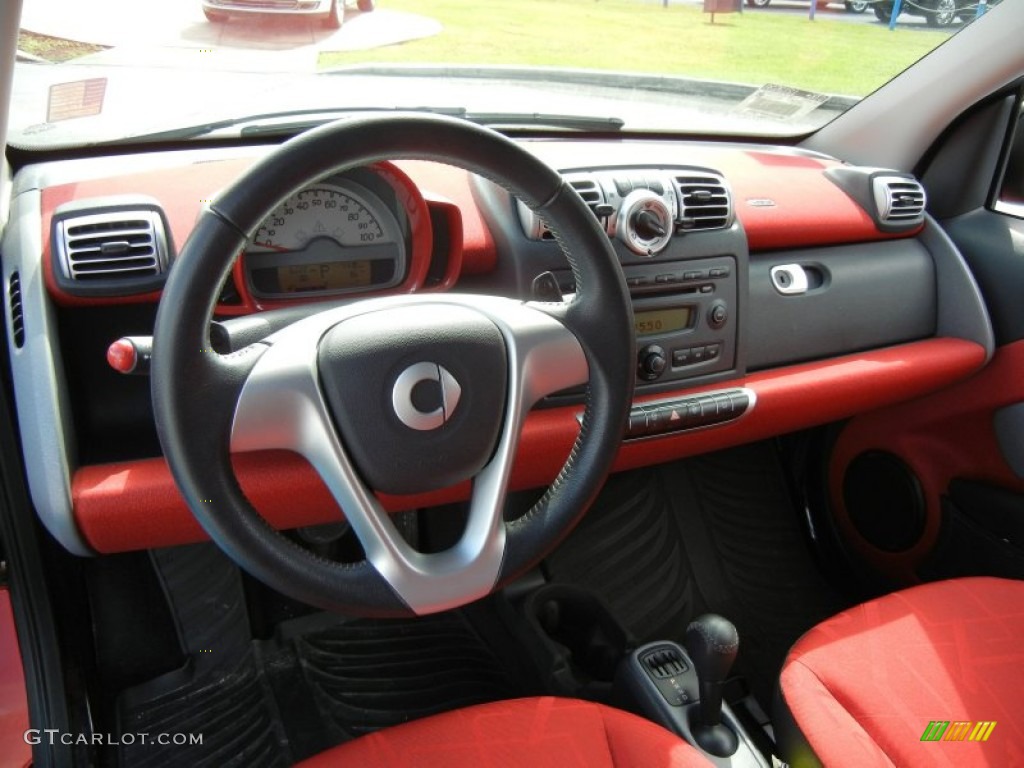 2009 Smart fortwo passion coupe Design Red Dashboard Photo #71764893