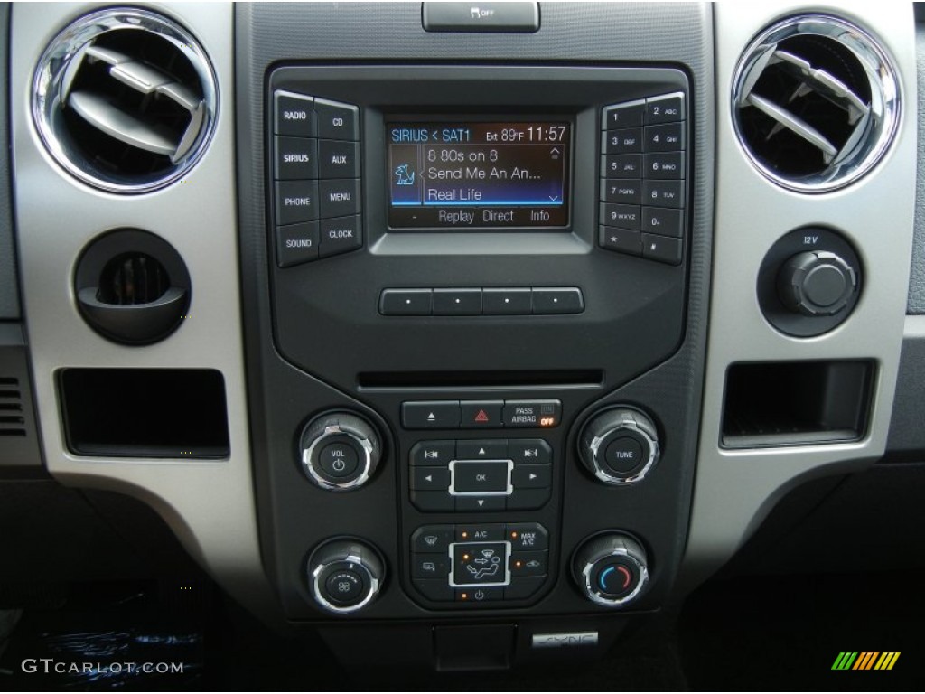 2013 Ford F150 XLT SuperCab Controls Photo #71766807