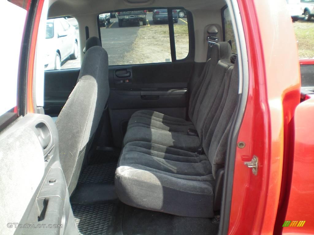 2002 Dakota Sport Quad Cab 4x4 - Flame Red / Dark Slate Gray photo #21