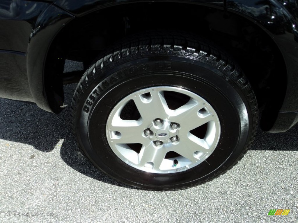 2007 Ford Escape Limited Wheel Photos