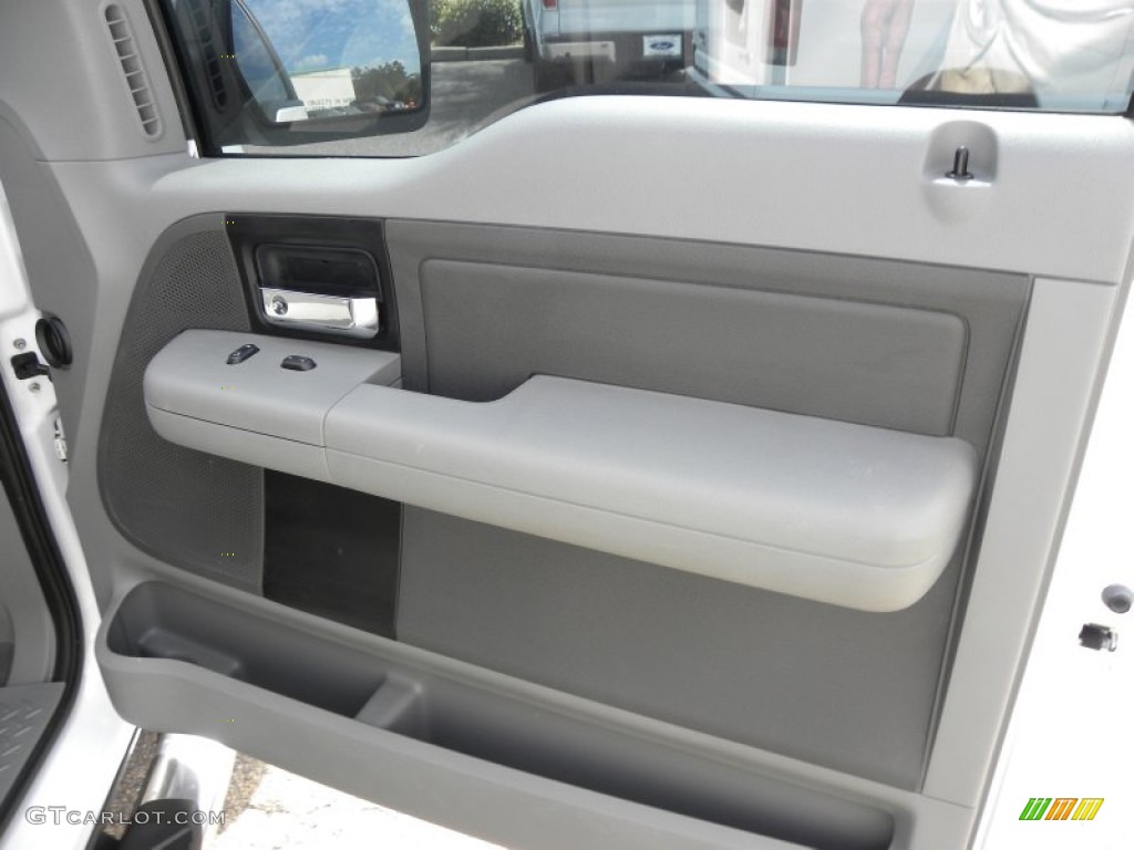 2006 F150 XLT SuperCab - Oxford White / Medium Flint photo #10