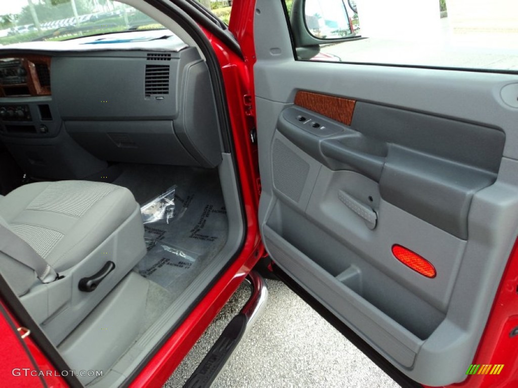 2006 Ram 1500 SLT Quad Cab - Flame Red / Medium Slate Gray photo #19