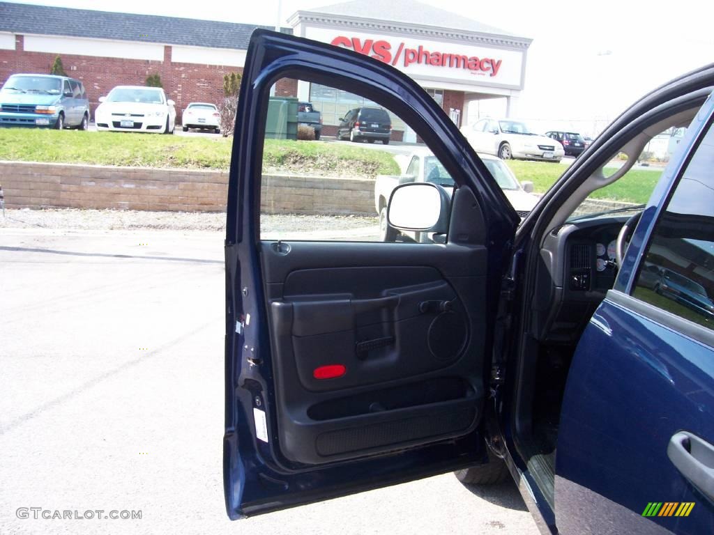 2004 Ram 1500 ST Quad Cab - Patriot Blue Pearl / Dark Slate Gray photo #17