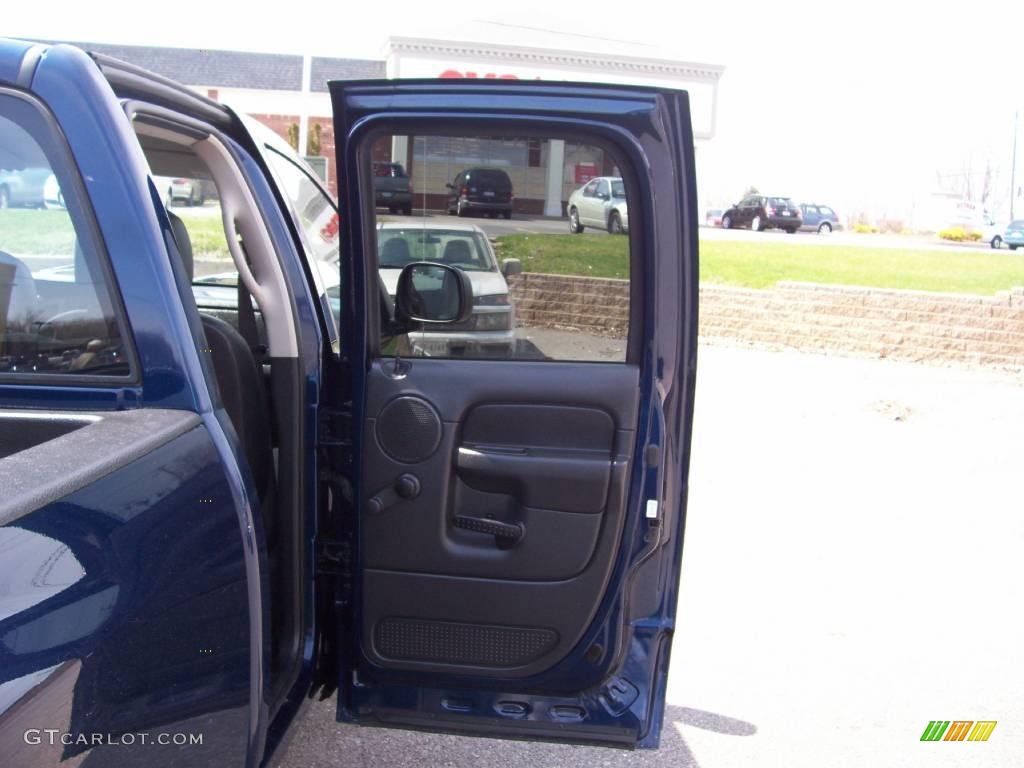 2004 Ram 1500 ST Quad Cab - Patriot Blue Pearl / Dark Slate Gray photo #19