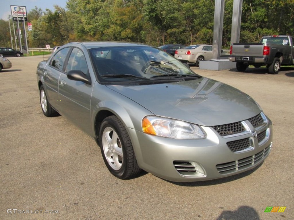 2005 Stratus SXT Sedan - Satin Jade Pearl / Dark Slate Gray photo #9