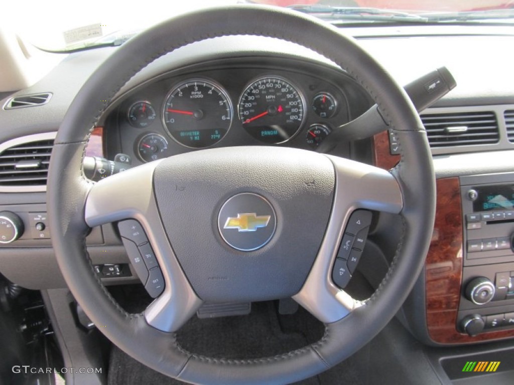 2013 Chevrolet Avalanche LS 4x4 Black Diamond Edition Ebony Steering Wheel Photo #71774313