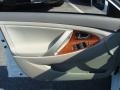 Super White - Camry XLE Photo No. 6