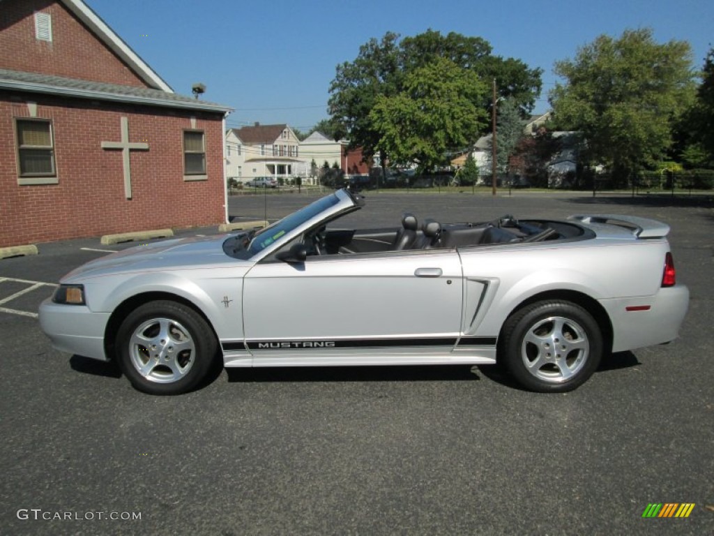 2002 Mustang V6 Convertible - Satin Silver Metallic / Dark Charcoal photo #4