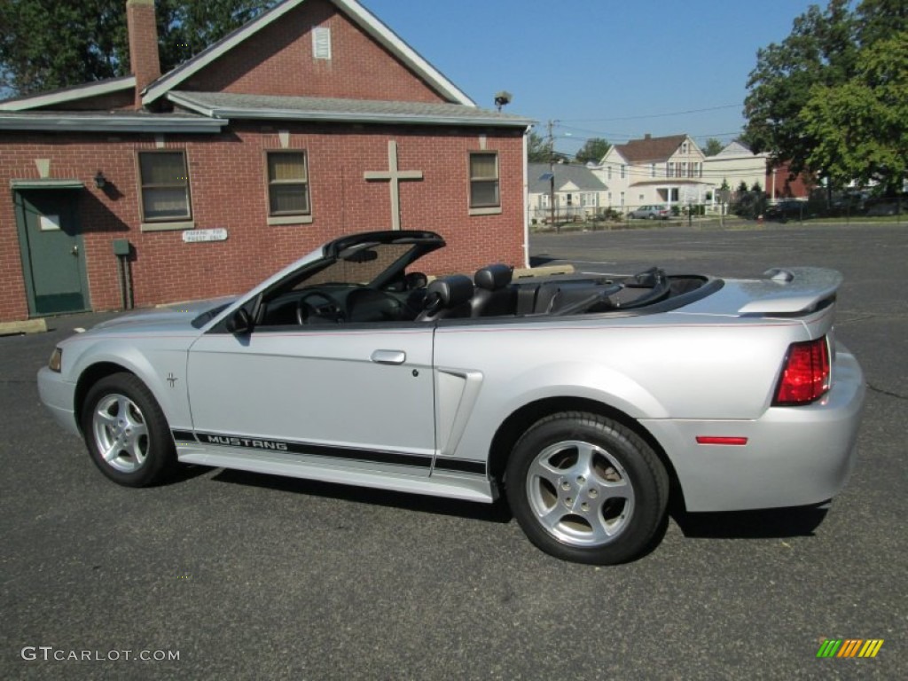 2002 Mustang V6 Convertible - Satin Silver Metallic / Dark Charcoal photo #5