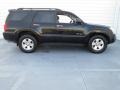 Black - 4Runner SR5 4x4 Photo No. 2