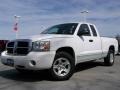 2006 Bright White Dodge Dakota SLT Club Cab  photo #1