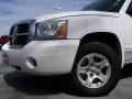 2006 Bright White Dodge Dakota SLT Club Cab  photo #2