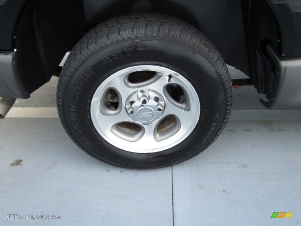 2005 Ford Explorer Sport Trac XLS Wheel Photos