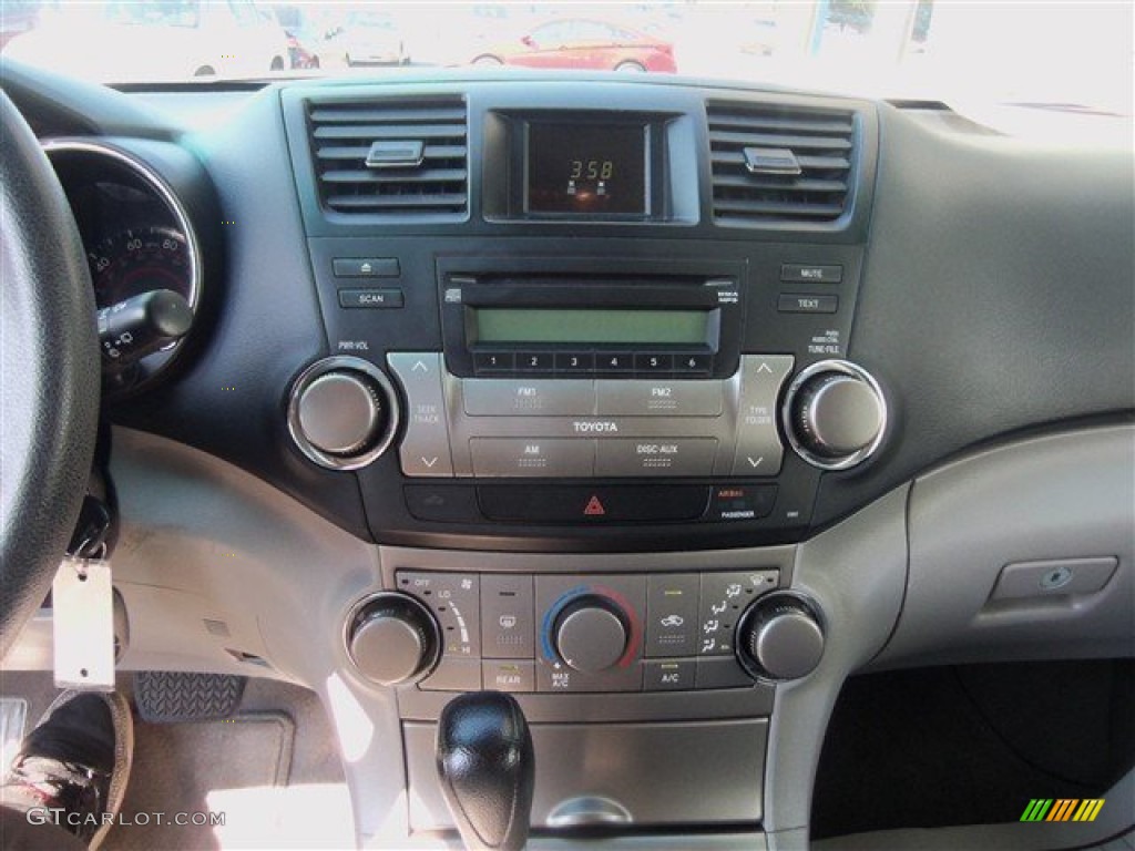 2010 Highlander V6 - Classic Silver Metallic / Ash photo #11