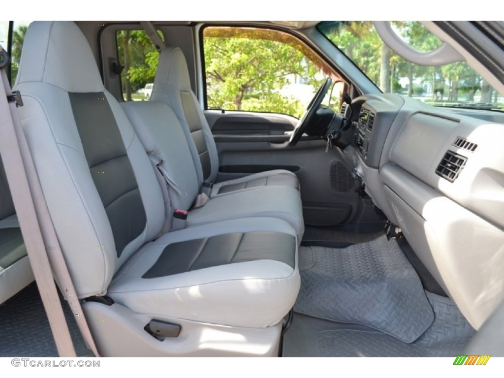 Medium Graphite Interior 2001 Ford F350 Super Duty Lariat SuperCab 4x4 Photo #71781972