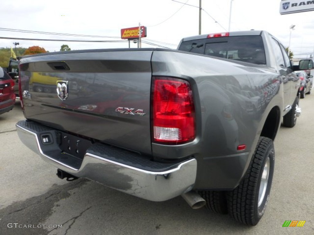 2012 Ram 3500 HD Big Horn Crew Cab 4x4 Dually - Mineral Gray Pearl / Dark Slate/Medium Graystone photo #5