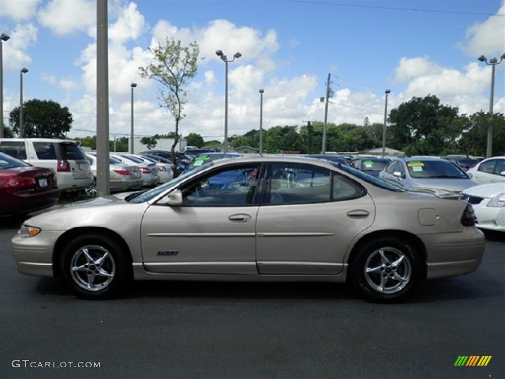 2003 Grand Prix GTP Sedan - Champagne Beige Metallic / Dark Taupe photo #8