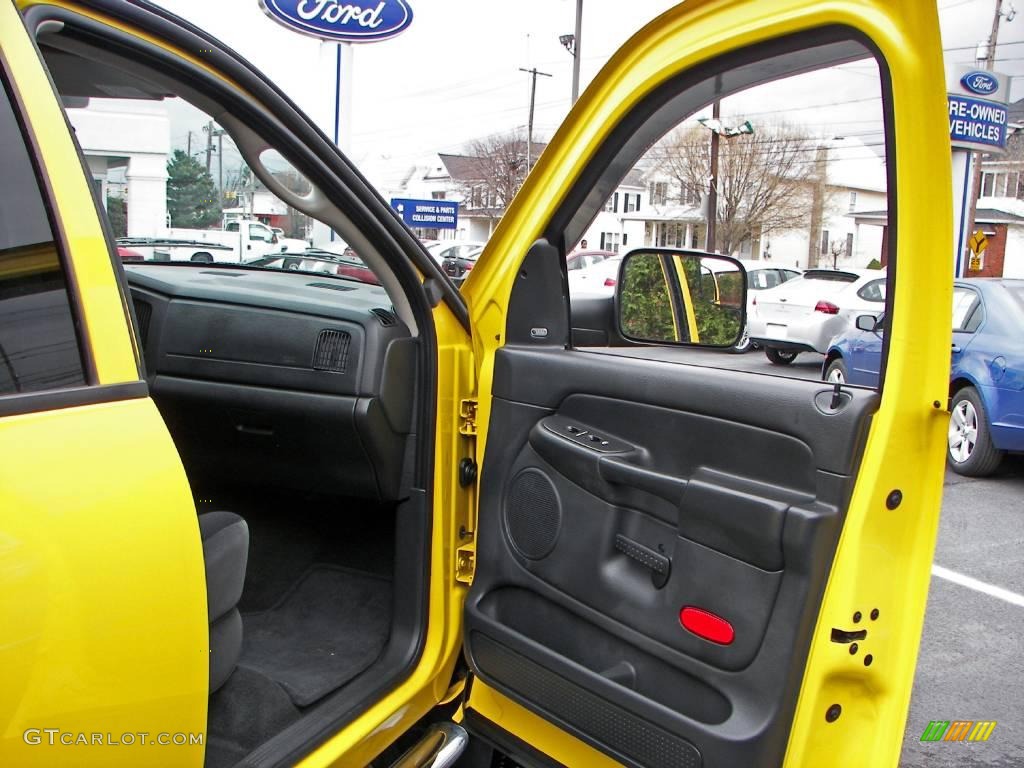 2005 Ram 1500 SLT Quad Cab 4x4 - Solar Yellow / Dark Slate Gray photo #18