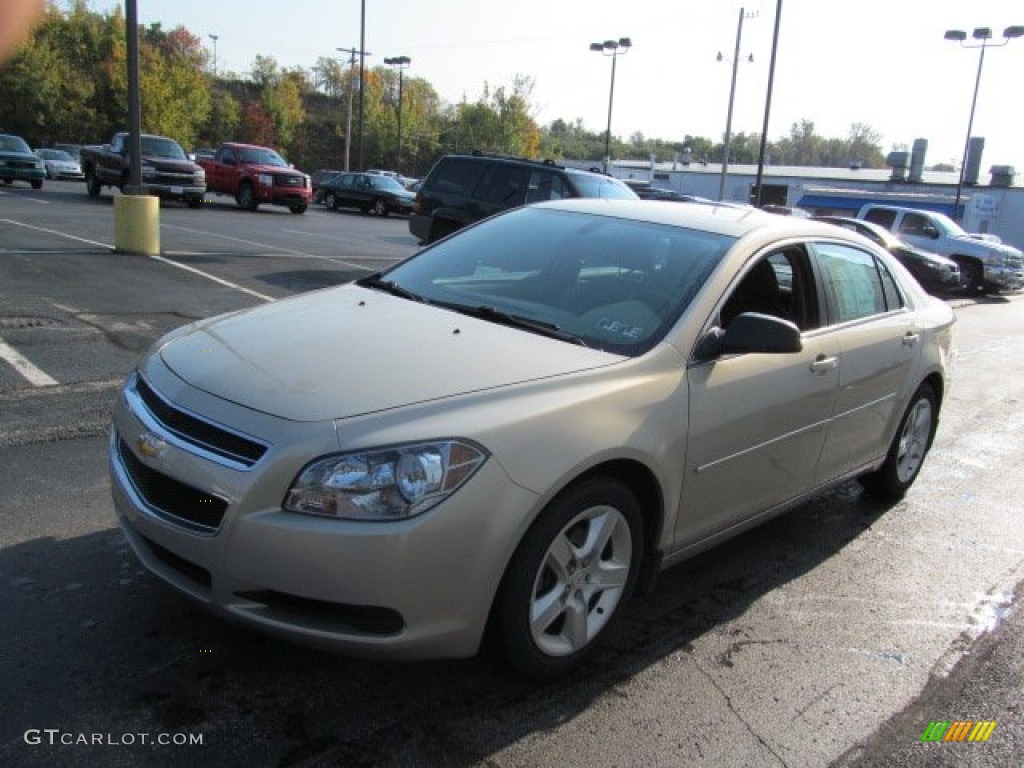 2010 Malibu LS Sedan - Gold Mist Metallic / Cocoa/Cashmere photo #5