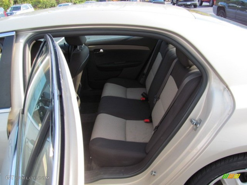 2010 Malibu LS Sedan - Gold Mist Metallic / Cocoa/Cashmere photo #20