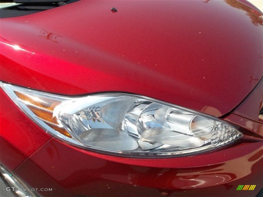 2013 Fiesta SE Hatchback - Ruby Red / Charcoal Black photo #15