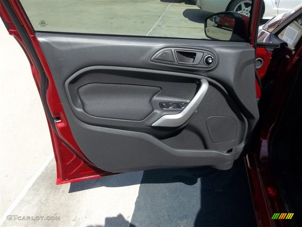 2013 Fiesta SE Hatchback - Ruby Red / Charcoal Black photo #26