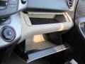 Super White - RAV4 I4 4WD Photo No. 17
