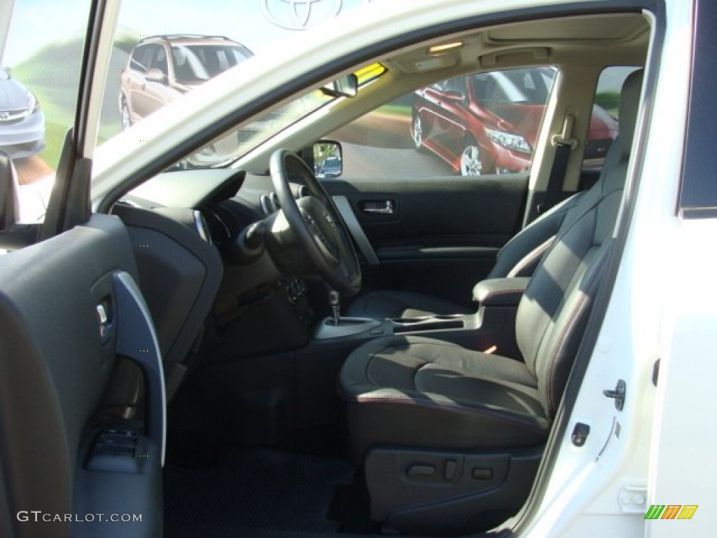 2011 Rogue SL AWD - Pearl White / Black photo #7