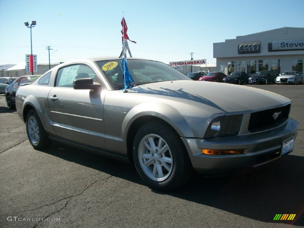 2008 Mustang V6 Premium Coupe - Vapor Silver Metallic / Light Graphite photo #1