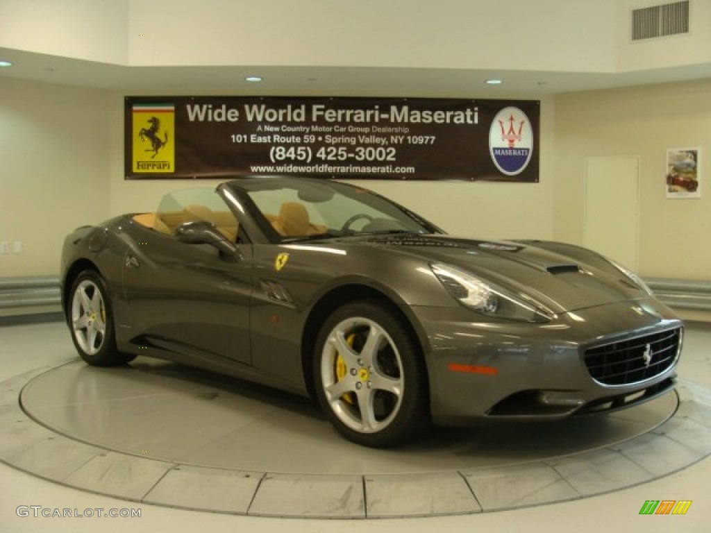 2011 California  - Grigio Silverstone (Dark Grey Metallic) / Cuoio photo #1