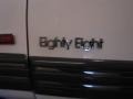 Bright White - Eighty-Eight Royale Photo No. 24