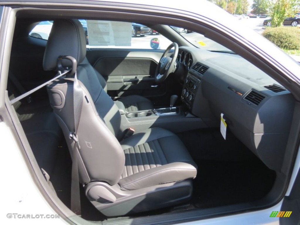 2013 Challenger SXT Plus - Bright White / Dark Slate Gray photo #8