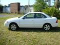 Cloud White - Sentra 1.8 Photo No. 2