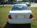 Cloud White - Sentra 1.8 Photo No. 4