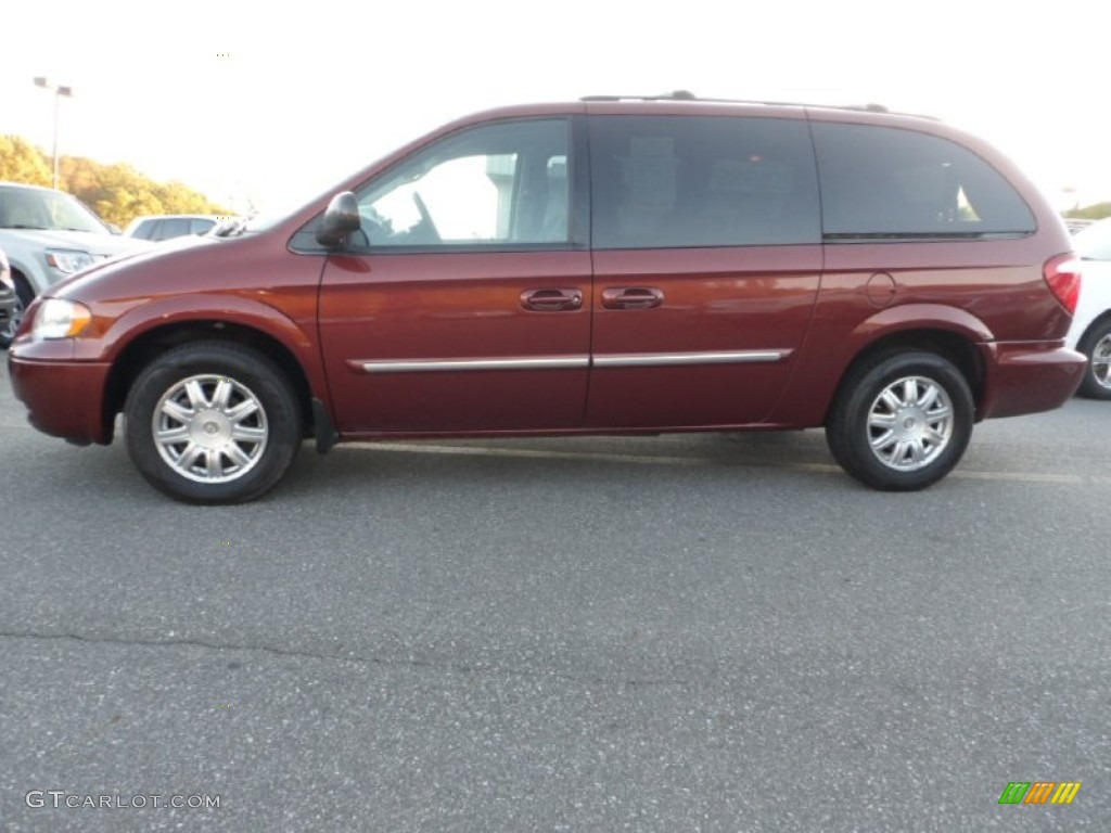 2007 Town & Country Touring - Cognac Crystal Pearl / Medium Slate Gray photo #2