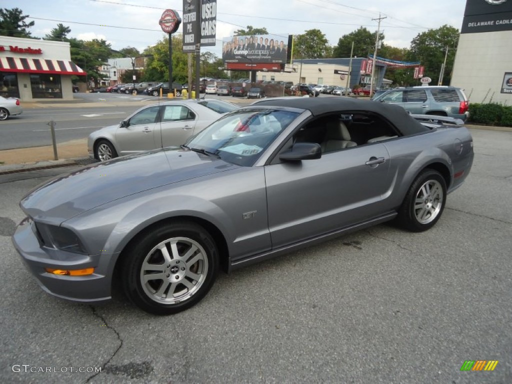 2006 Mustang GT Premium Convertible - Tungsten Grey Metallic / Light Graphite photo #22