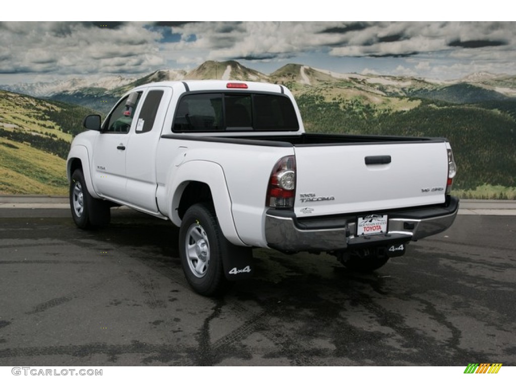 2013 Tacoma V6 SR5 Access Cab 4x4 - Super White / Graphite photo #2