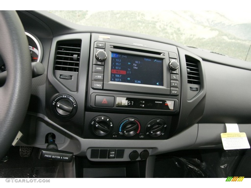 2013 Toyota Tacoma Access Cab 4x4 Controls Photo #71811549