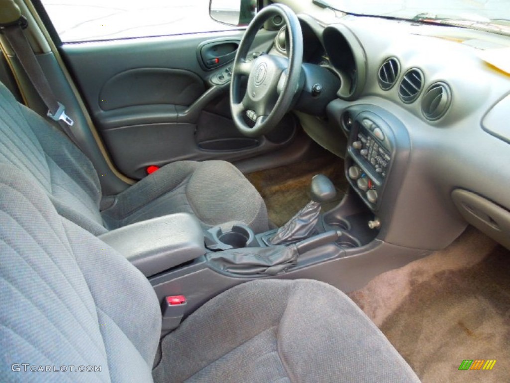 2000 Grand Am SE Sedan - Bright Red / Dark Taupe photo #21