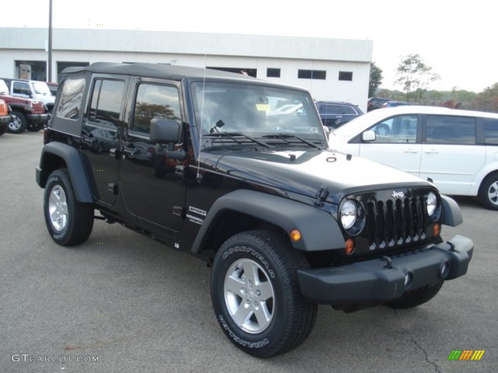 2013 Wrangler Unlimited Sport S 4x4 - Black / Black photo #4